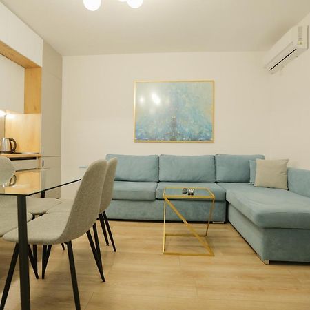Miku Apartment-Premium 2Bd At Wilson Square Tirana Exterior photo