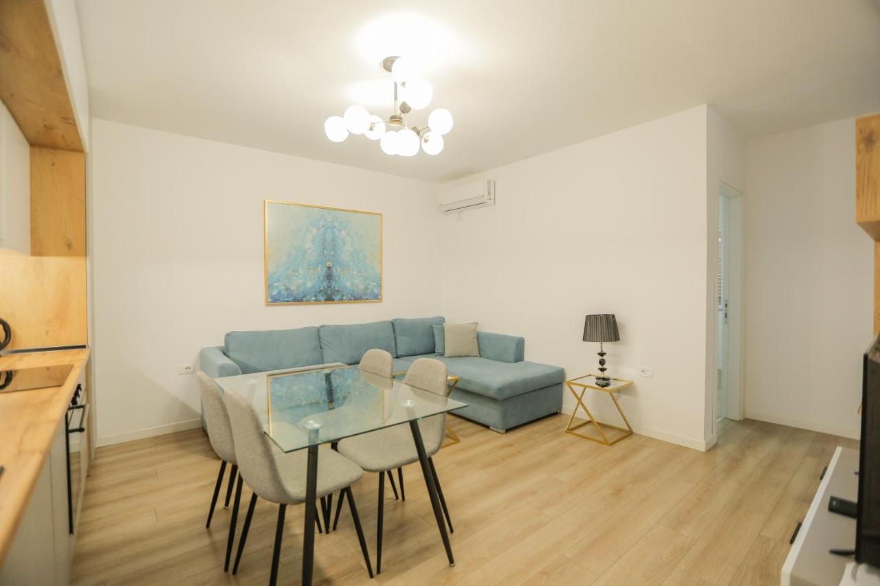 Miku Apartment-Premium 2Bd At Wilson Square Tirana Exterior photo